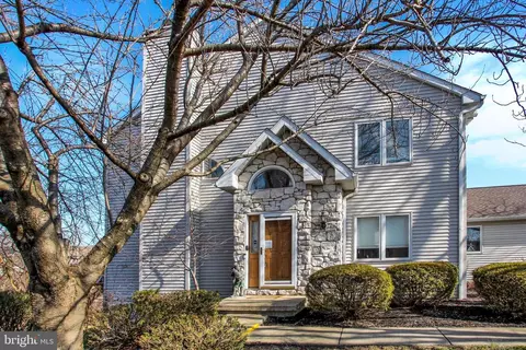 2508 Fairway Dr #2508, York, PA 17402