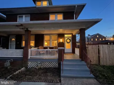 240 Harding Ct, York, PA 17403