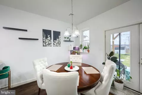 Dining - 263 3rd St # -A, Hanover, PA 17331 photo 1 of 1