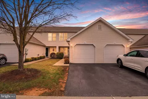 612 Mallard Dr, Etters, PA 17319