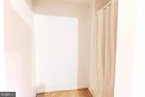 Entry Way - 717 E Walnut St, Hanover, PA 17331 photo 4 of 4