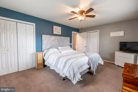 Bedroom - 717 E Walnut St, Hanover, PA 17331 photo 1 of 2