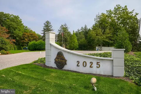 2025 S Queen St #232, York, PA 17403