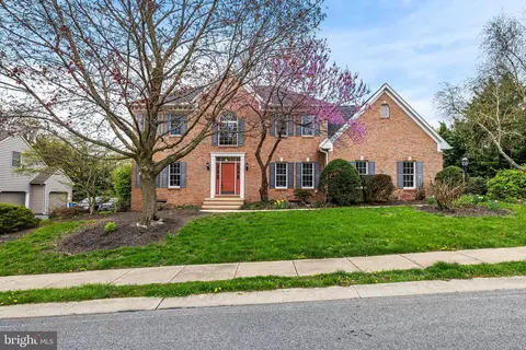 360 Dew Drop Rd, York, PA 17402