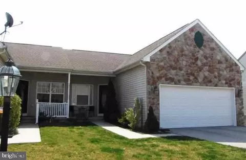 1899 Deerfield Dr, Dover, PA 17315