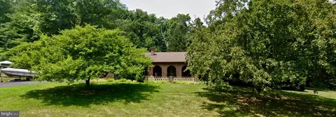 3061 Markle Rd, York, PA 17408