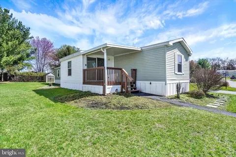 66 Alana Dr, York, PA 17402