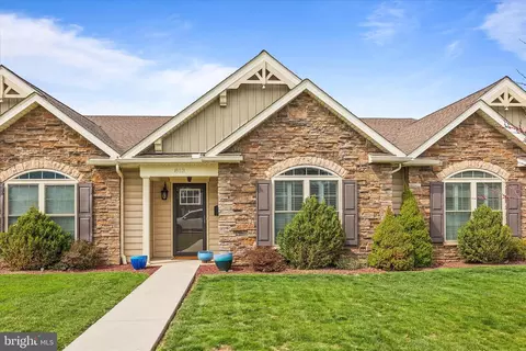 813 W Middle St, Hanover, PA 17331