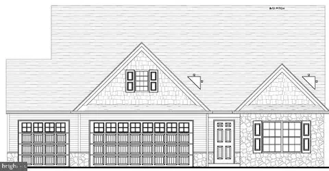 3855 Country Dr, Dover, PA 17315