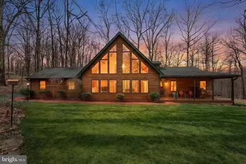 5443 Arnold Rd, Glenville, PA 17329