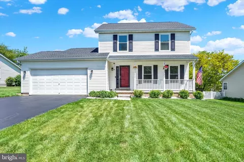 2175 Aslan Dr, York, PA 17404