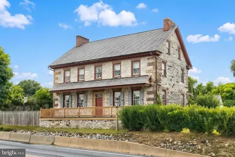 4415 W A W Market St, York, PA 17408