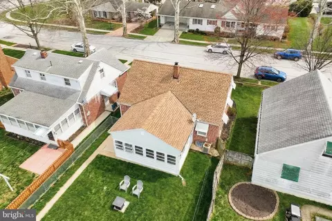 View/Area - 1006 E Walnut St, Hanover, PA 17331 photo 1 of 8