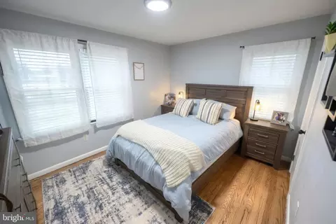 Bedroom - 1006 E Walnut St, Hanover, PA 17331 photo 1 of 4