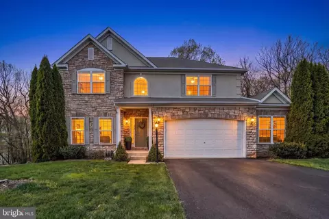 1015 Nugent Way, York, PA 17402