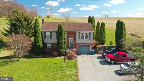 185 Elfner Rd, Red Lion, PA 17356