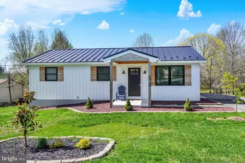 824 Almoney Rd, Wrightsville, PA 17368