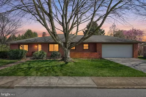 223 N 3rd St, New Freedom, PA 17349