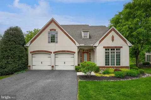 139 Maribel Ln #25B, York, PA 17403