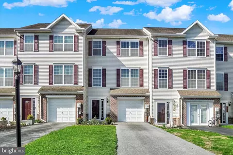 316 Cape Climb, York, PA 17408