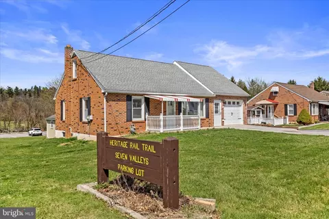 113 Church St, Seven Valleys, PA 17360