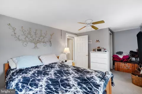Bedroom - 7 E Main St, Windsor, PA 17366 photo 3 of 3