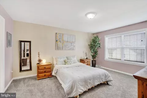 Bedroom - 445 Stabley Ln, Windsor, PA 17366 photo 1 of 5