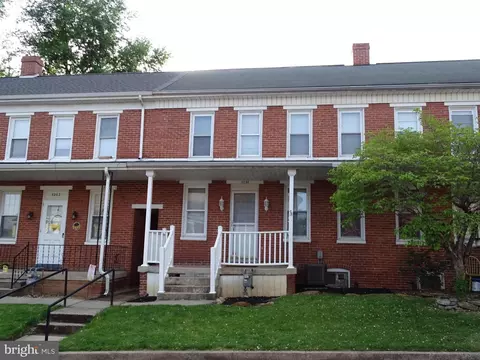 3266 Broad St, Emigsville, PA 17318