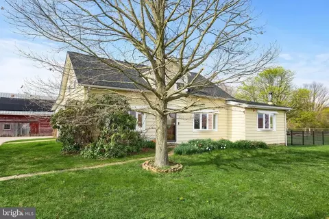 4357 List Rd, Red Lion, PA 17356