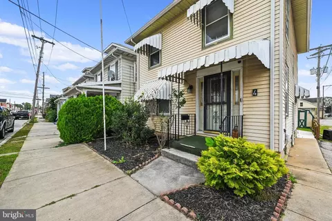 4 S Penn St, Hanover, PA 17331