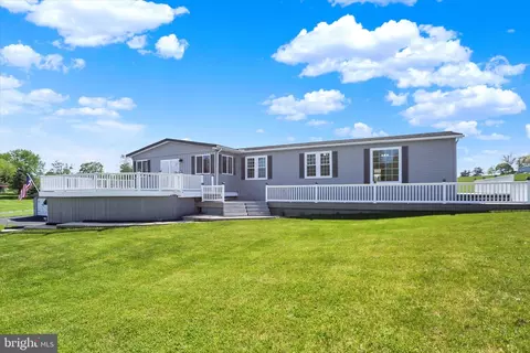 140 Green Springs Rd, York, PA 17404