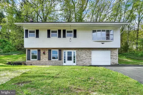 620 Hammond Rd, York, PA 17406
