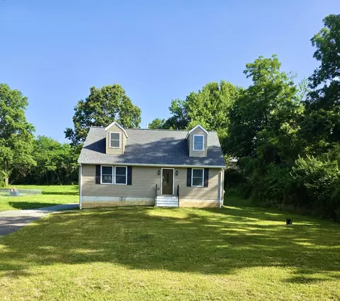 97 Clover Trl, Delta, PA 17314