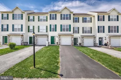 354 Mesa Ln #28, York, PA 17408