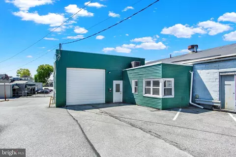 1880 W Market St, York, PA 17404