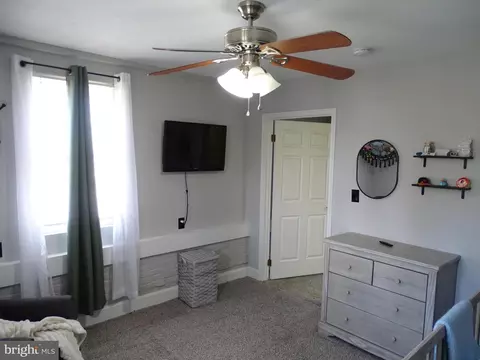 Bedroom - 206 3rd St, Hanover, PA 17331 photo 4 of 6