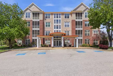 1010 Crest Way #103, York, PA 17403