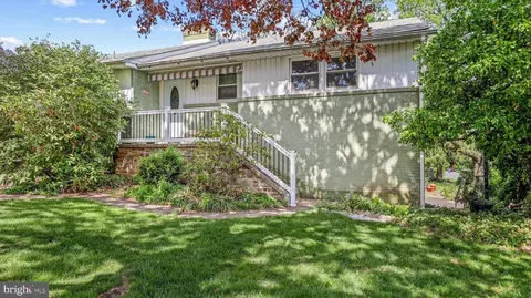 1797 Prescott Rd, York, PA 17403