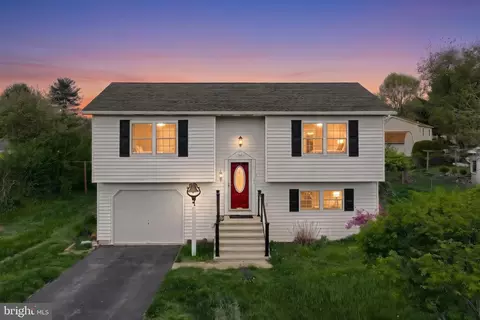 3401 Partridge Dr, Dover, PA 17315