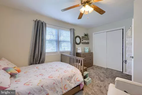 Bedroom - 3340 Cranmere Ln, York, PA 17402 photo 3 of 5