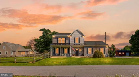 5 Boundary Dr, New Freedom, PA 17349