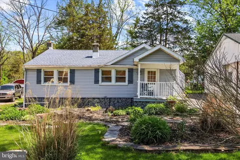 4211 Conewago Rd, Dover, PA 17315