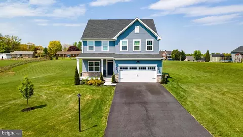 49 Winifred Dr, Hanover, PA 17331