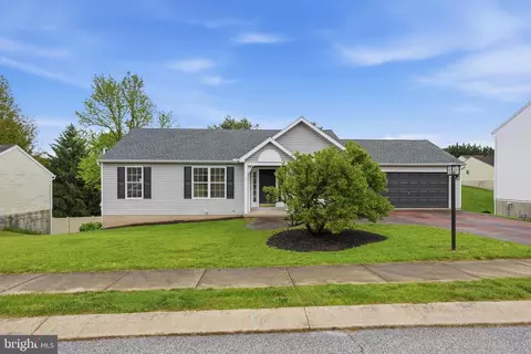 2720 Brookmar Dr, York, PA 17408