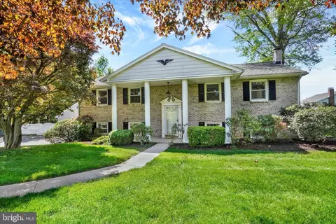 2720 Freysville Rd, Red Lion, PA 17356