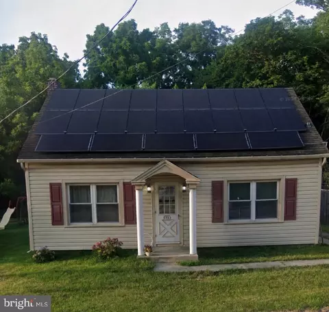 5483 Lehman Rd, Spring Grove, PA 17362