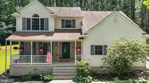 802 Hollow Rd, Delta, PA 17314