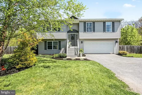 803 Siddonsburg Rd, Lewisberry, PA 17339