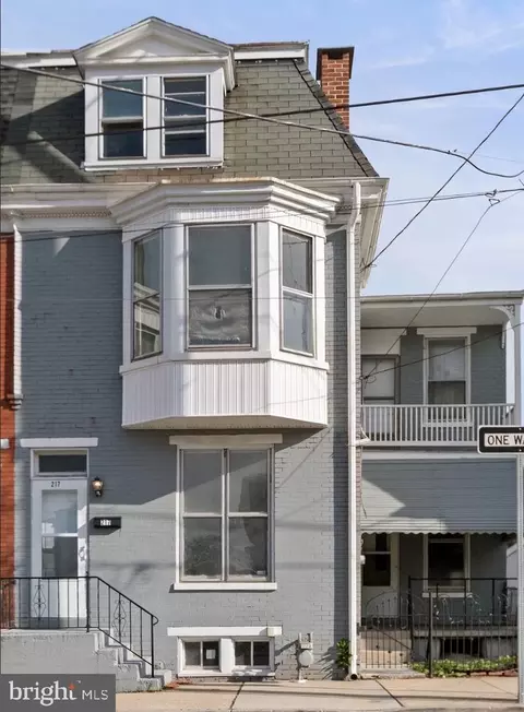 217 E King, York, PA 17403