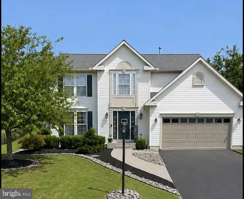 448 El Vista Dr, Hanover, PA 17331